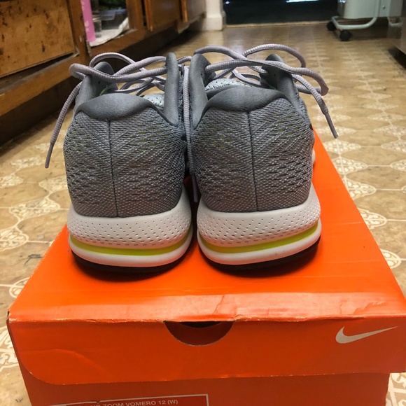 Nike Air Zoom Romero (Excellent Condition) - Picture 2 of 7